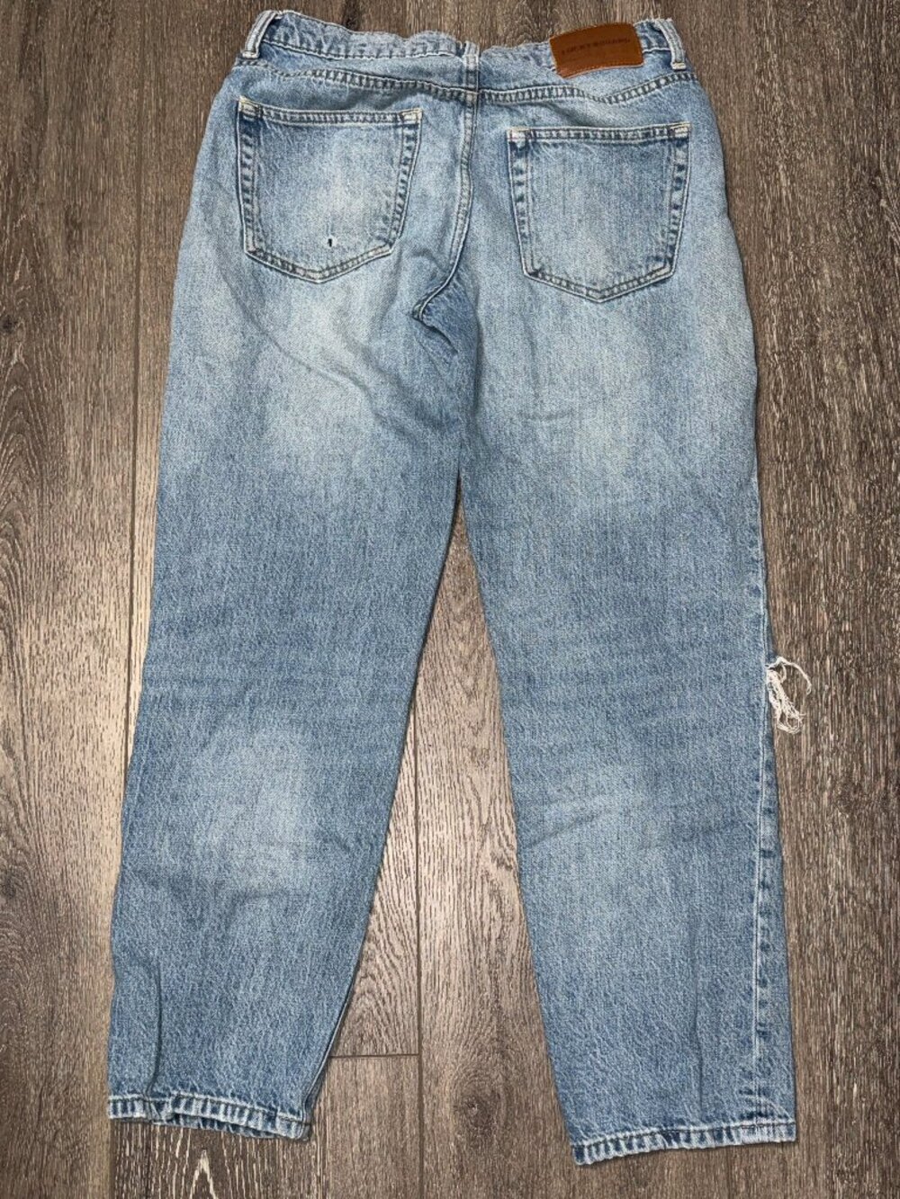 Levi’s Premium Jeans Womens 29 Blue High Loose Flare Ripped Distressed Wide Leg